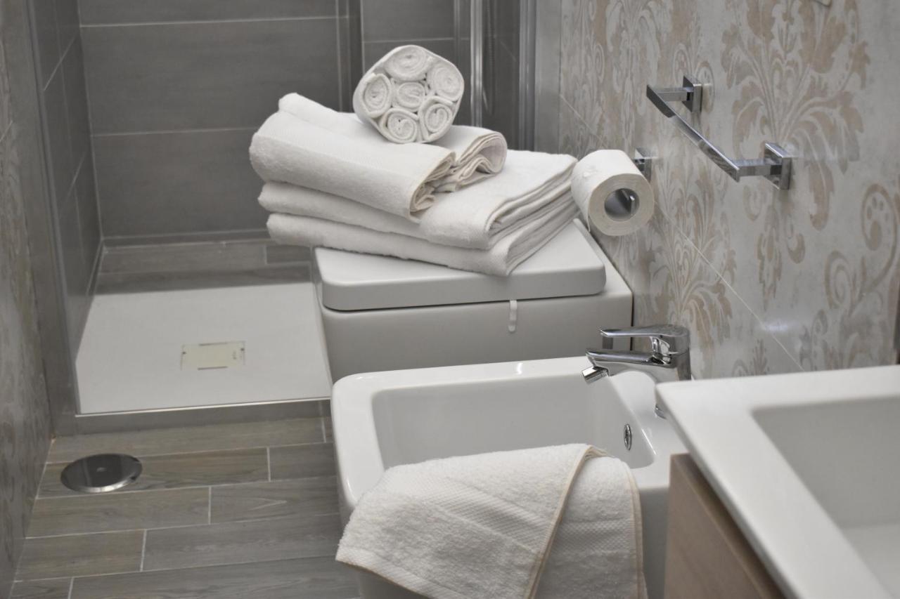 La Napoli Di Zia Lina Apartment ภายนอก รูปภาพ